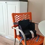 Апартаменты Family-friendly At 21 Dhjetori W/self Check-in