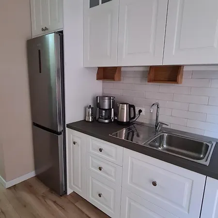 Appartement Family-friendly At 21 Dhjetori W/self Check-in