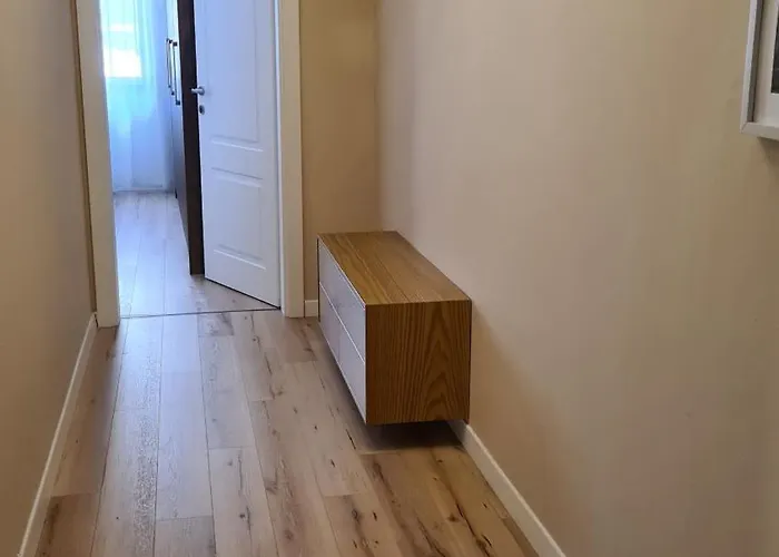 Family-friendly At 21 Dhjetori W/self Check-in *