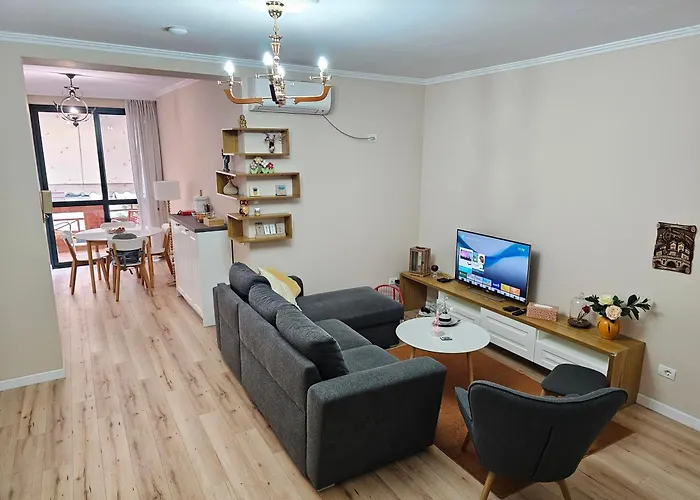 Appartement Family-friendly At 21 Dhjetori W/self Check-in *