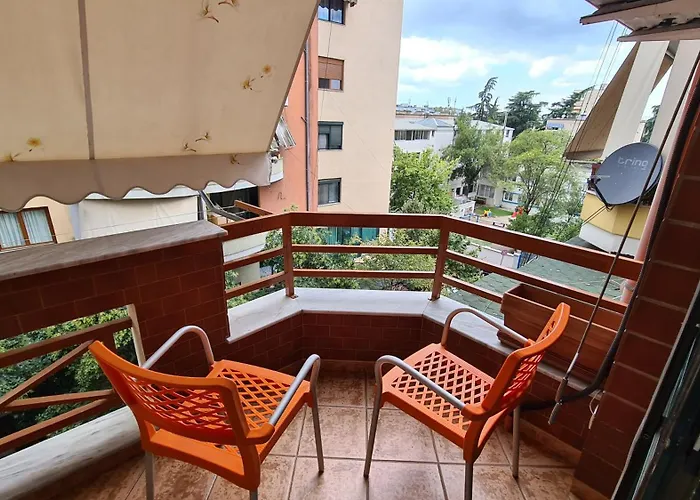 Lägenhet Family-friendly At 21 Dhjetori W/self Check-in Tirana